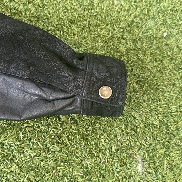 Vintage Wilson’s Leather Jacket - Picture 11 of 12